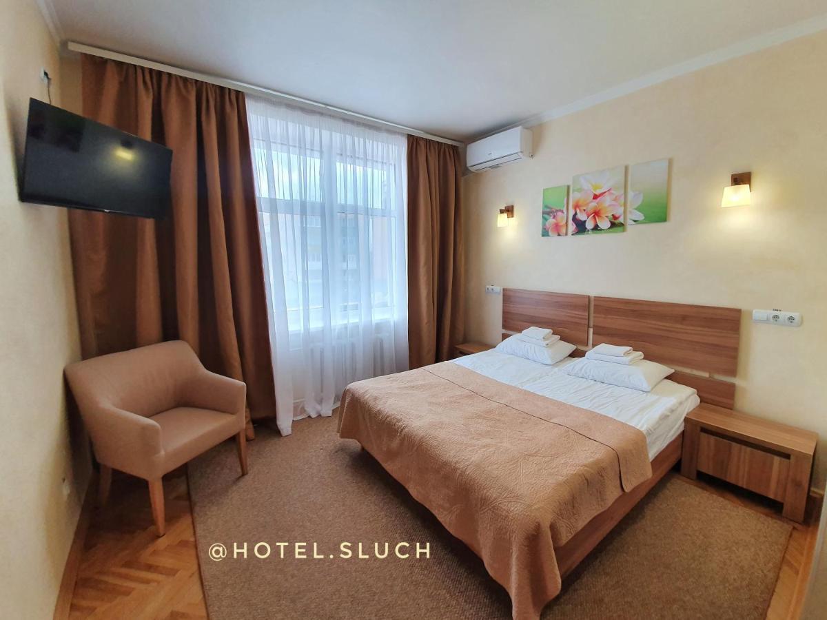 Hotel Sluch Starokostyantyniv Eksteriør bilde